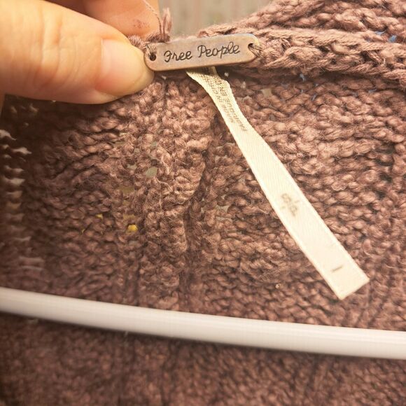 Free People Easy V Oversized Sweater WOMENS Size S COCOA CHUNKY CABLE KNIT COMFY - Picture 2 of 11